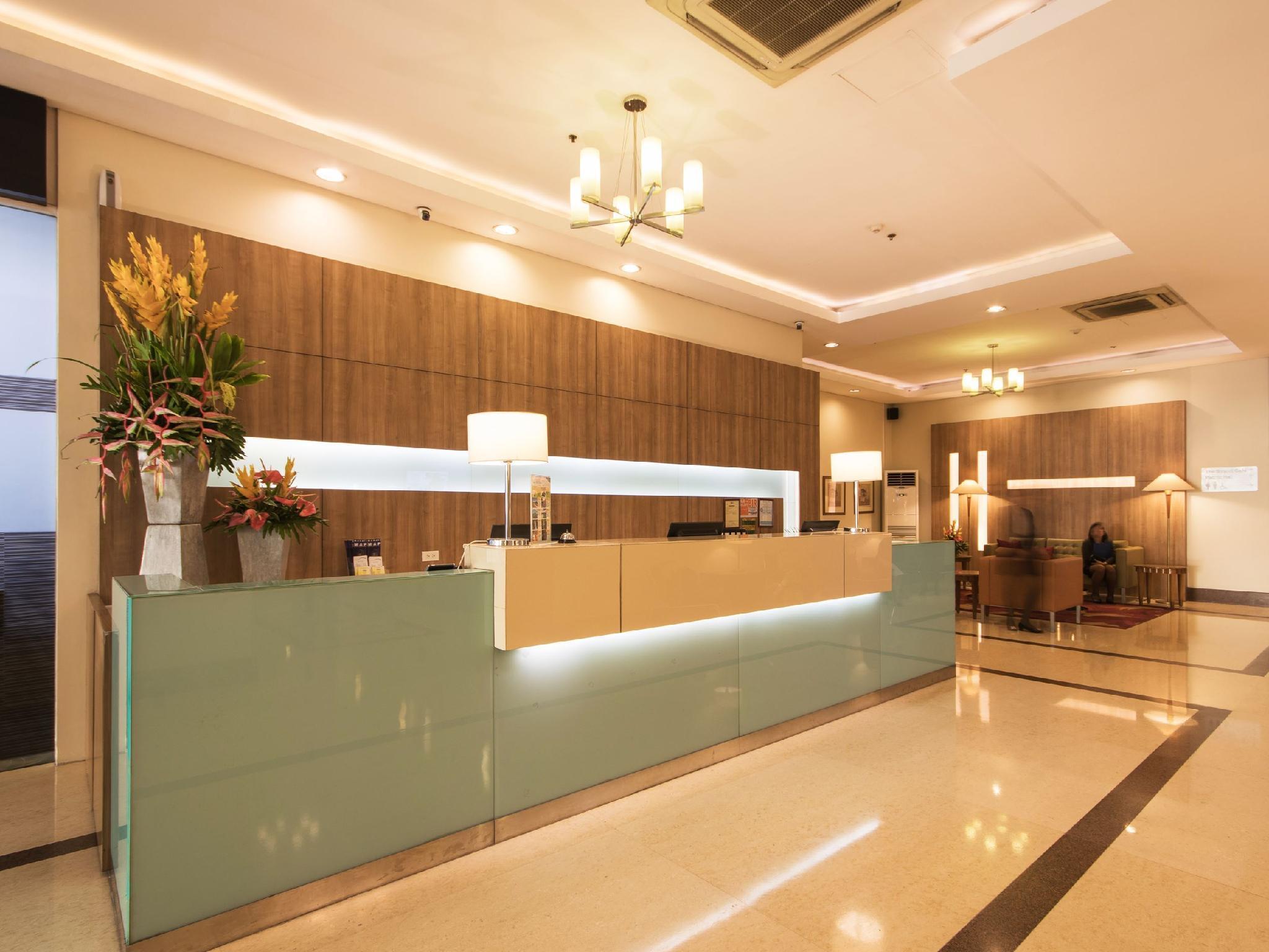 One Pacific Place Serviced Residences Makati City Bagian luar foto