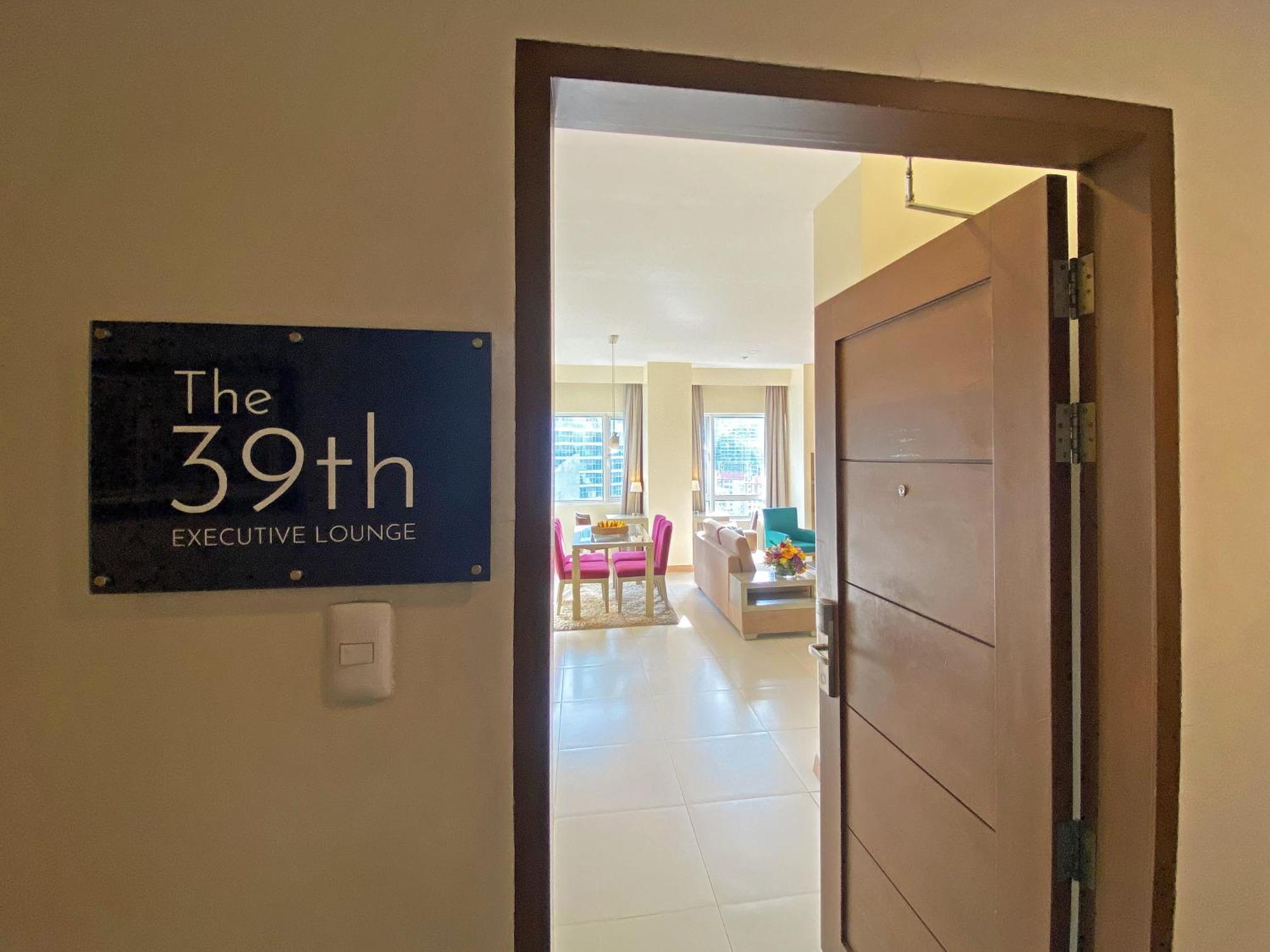 One Pacific Place Serviced Residences Makati City Bagian luar foto