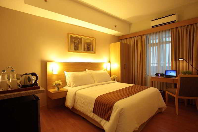 One Pacific Place Serviced Residences Makati City Bagian luar foto