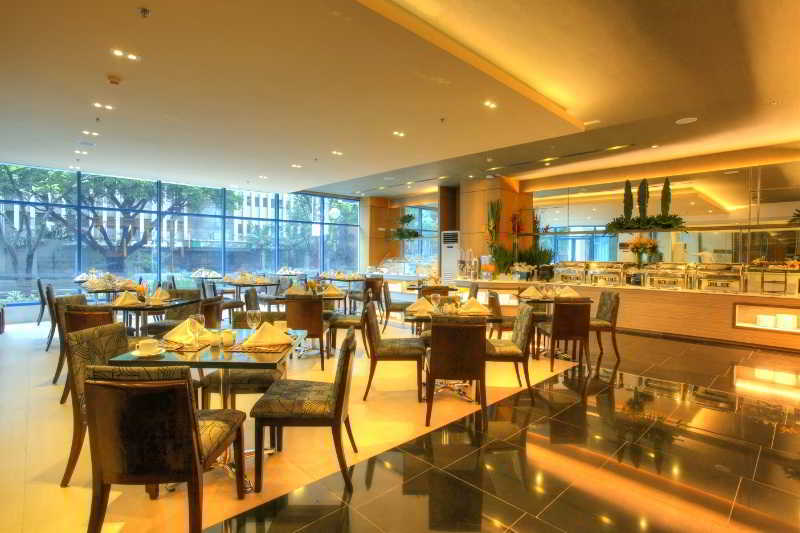 One Pacific Place Serviced Residences Makati City Bagian luar foto