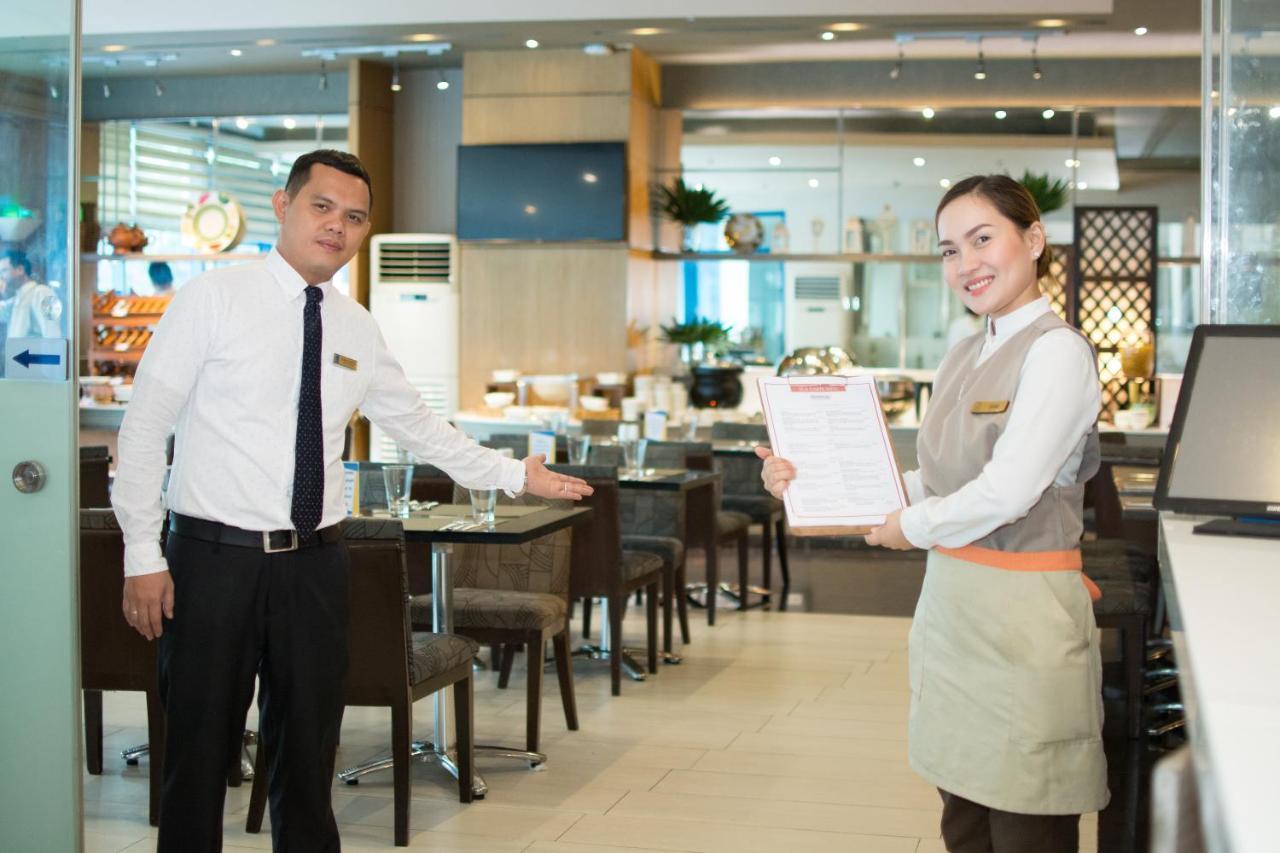 One Pacific Place Serviced Residences Makati City Bagian luar foto