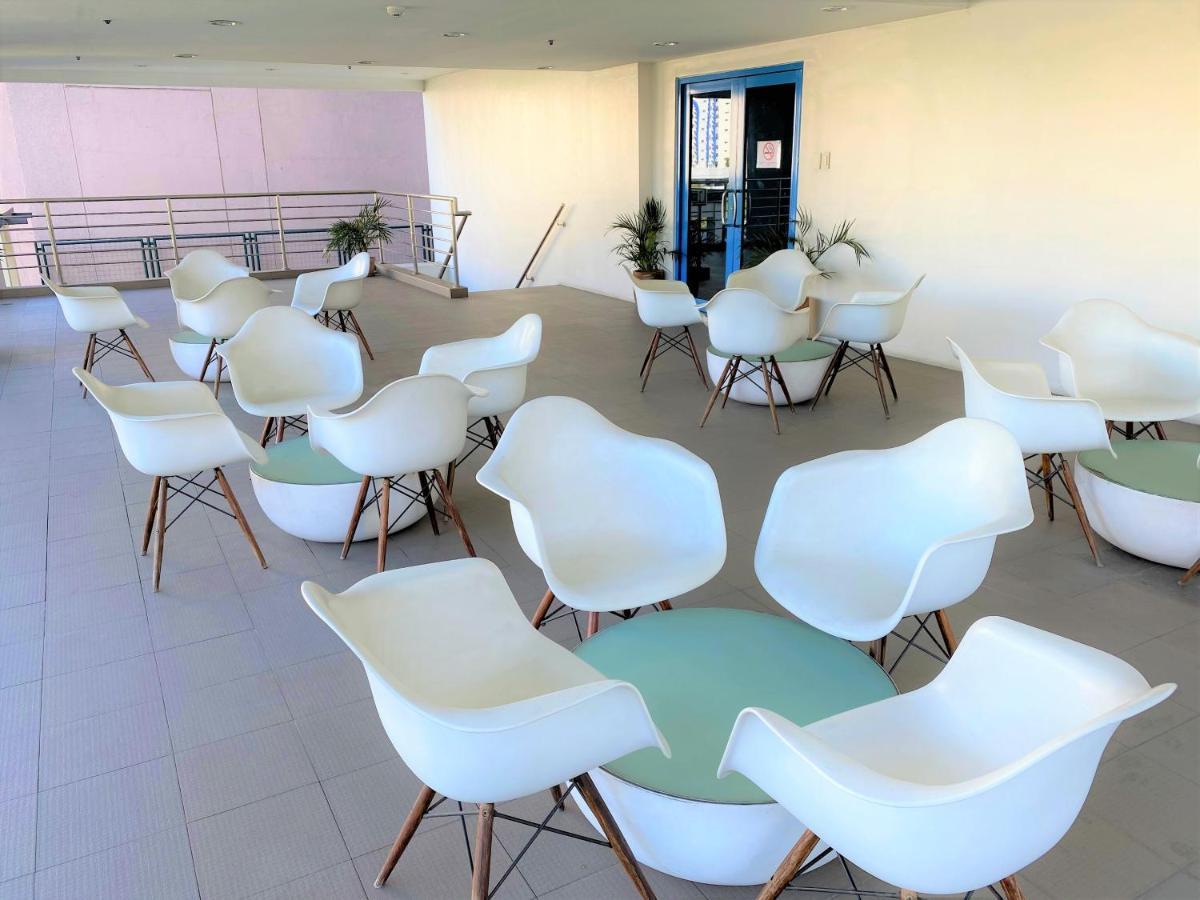 One Pacific Place Serviced Residences Makati City Bagian luar foto